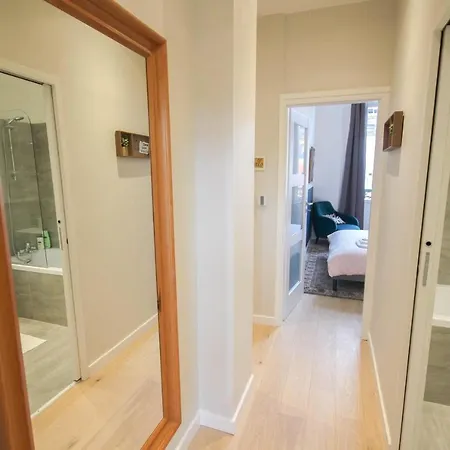 Superbe Place Republique ! 5 Pers. Apartamento *